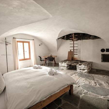 Hotel Weiss Kreuz Splügen Cameră foto