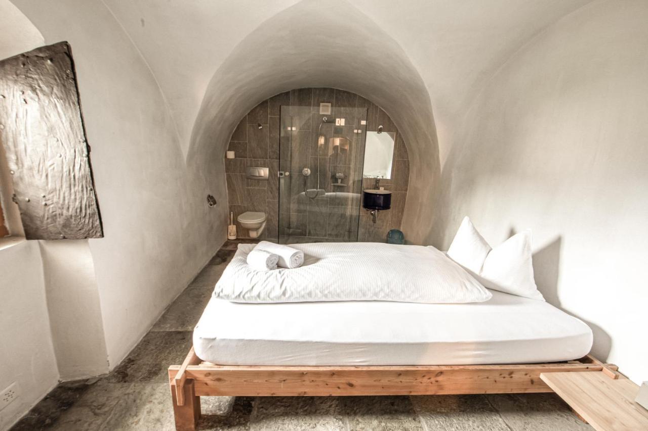 Hotel Weiss Kreuz Splügen Cameră foto