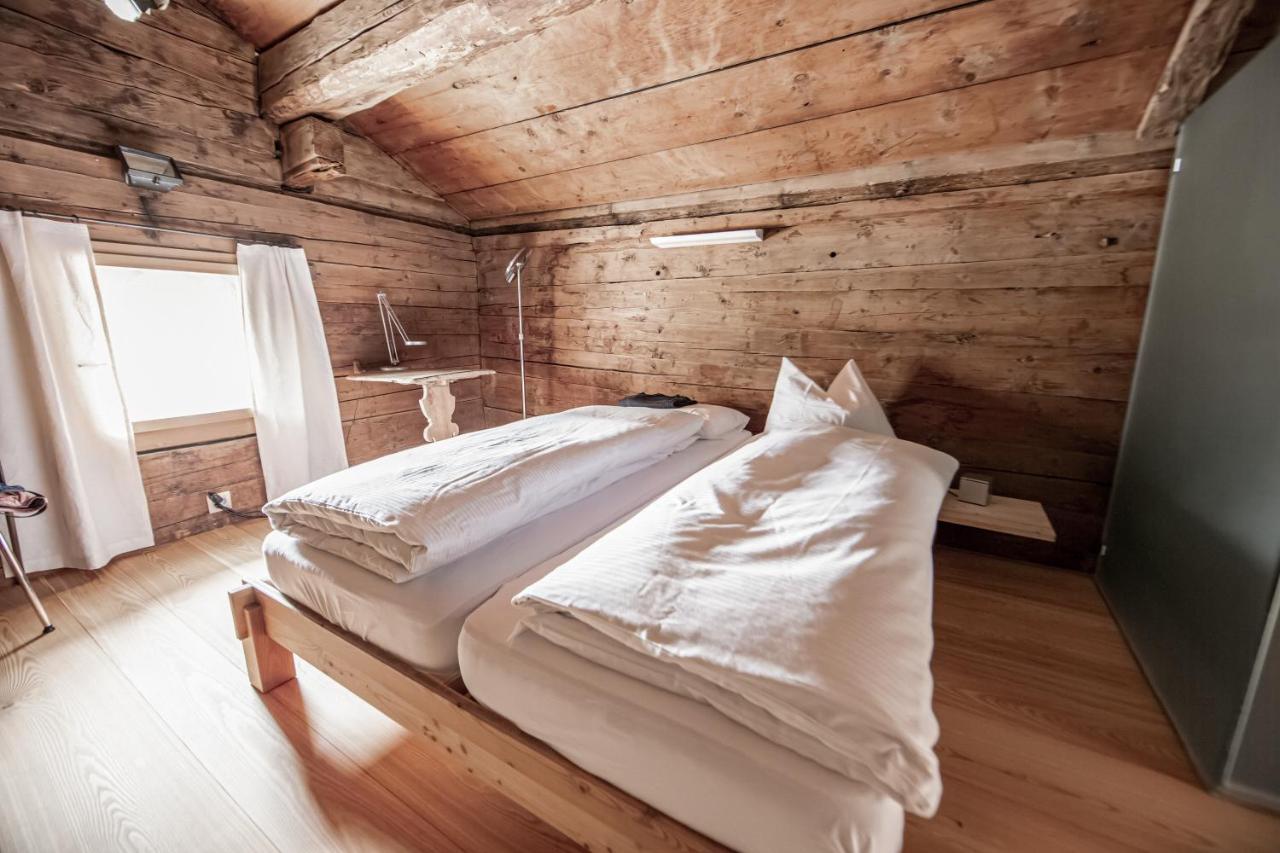 Hotel Weiss Kreuz Splügen Cameră foto