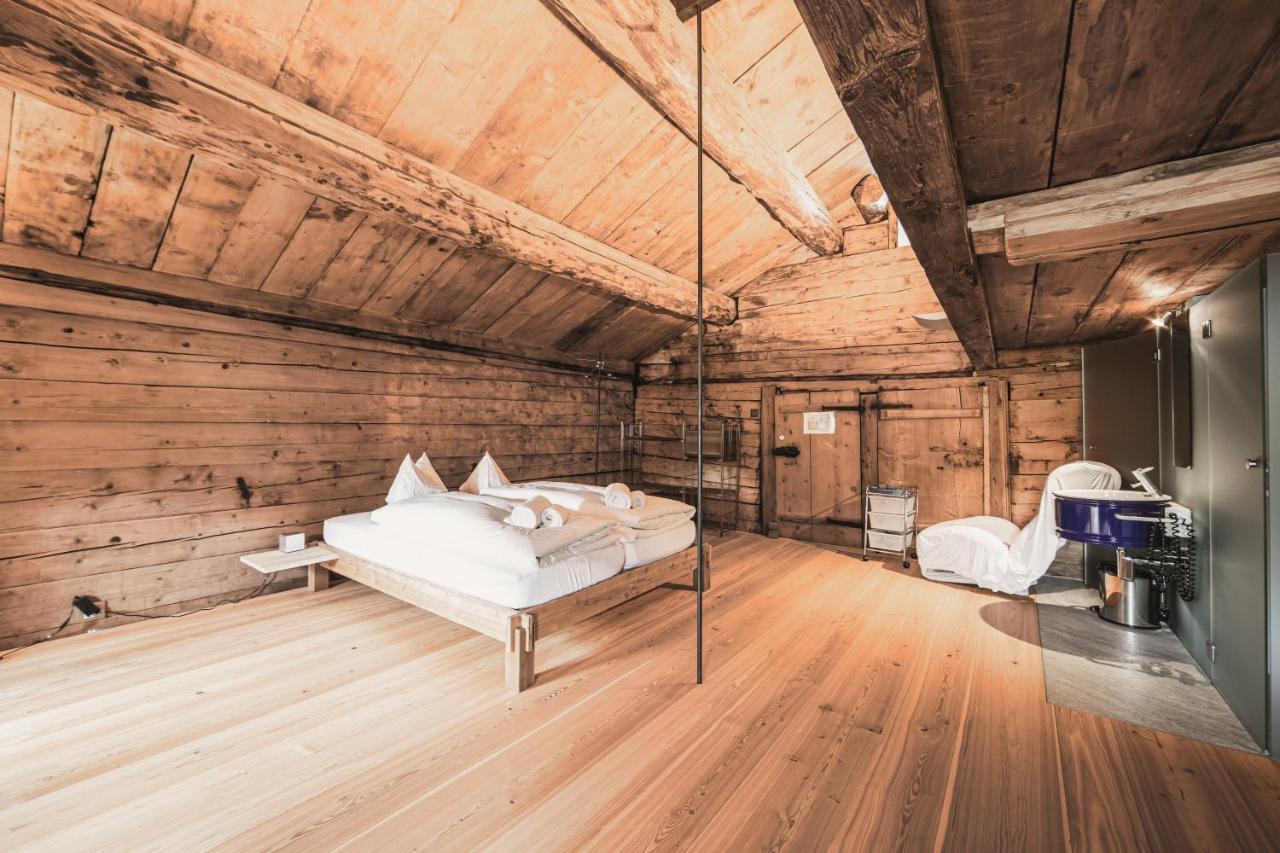Hotel Weiss Kreuz Splügen Cameră foto