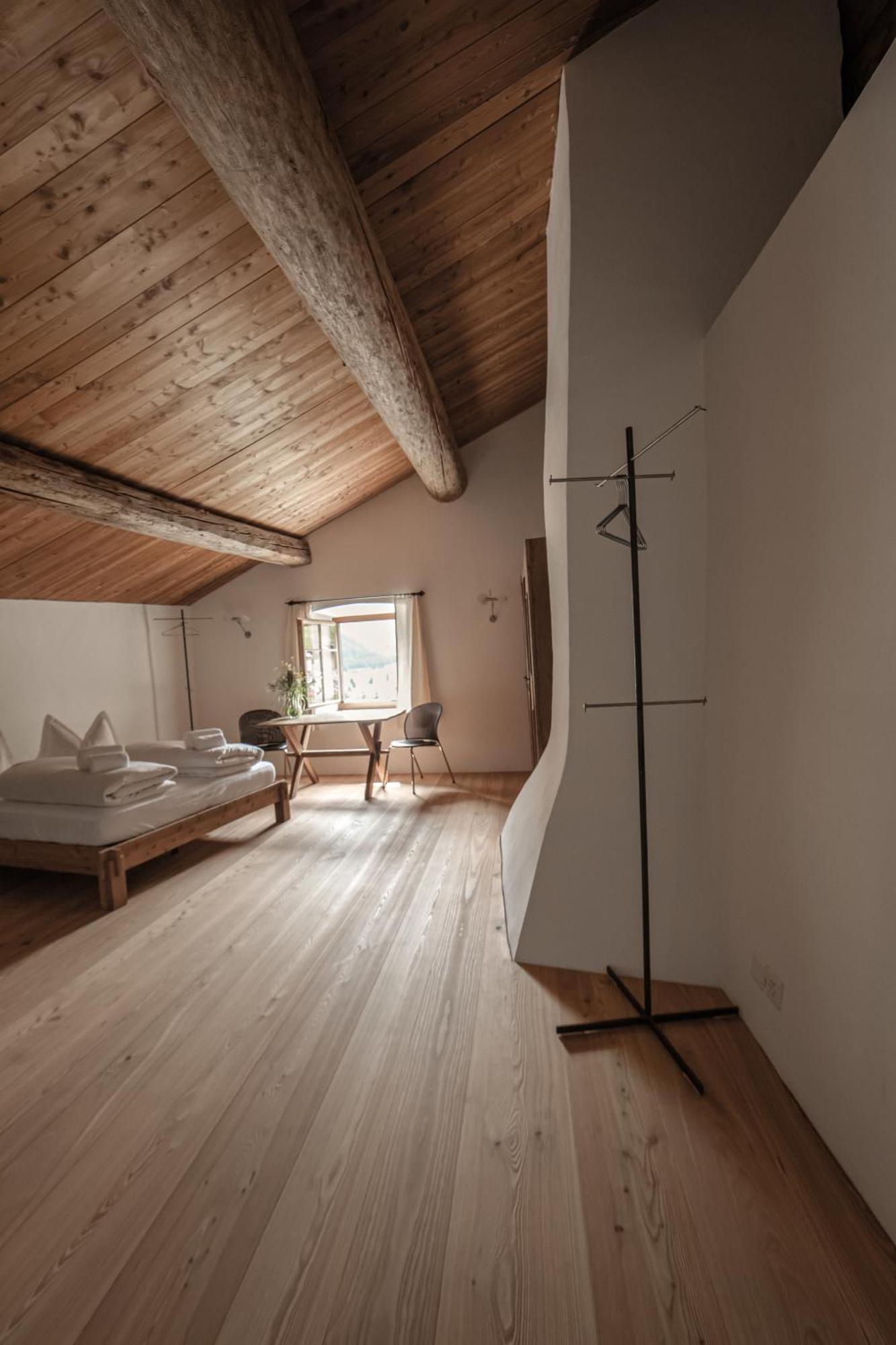 Hotel Weiss Kreuz Splügen Cameră foto