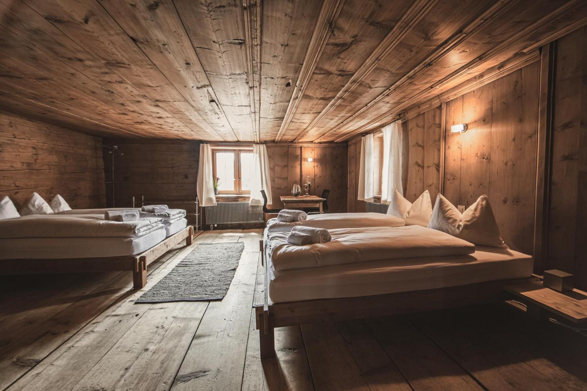Hotel Weiss Kreuz Splügen Cameră foto